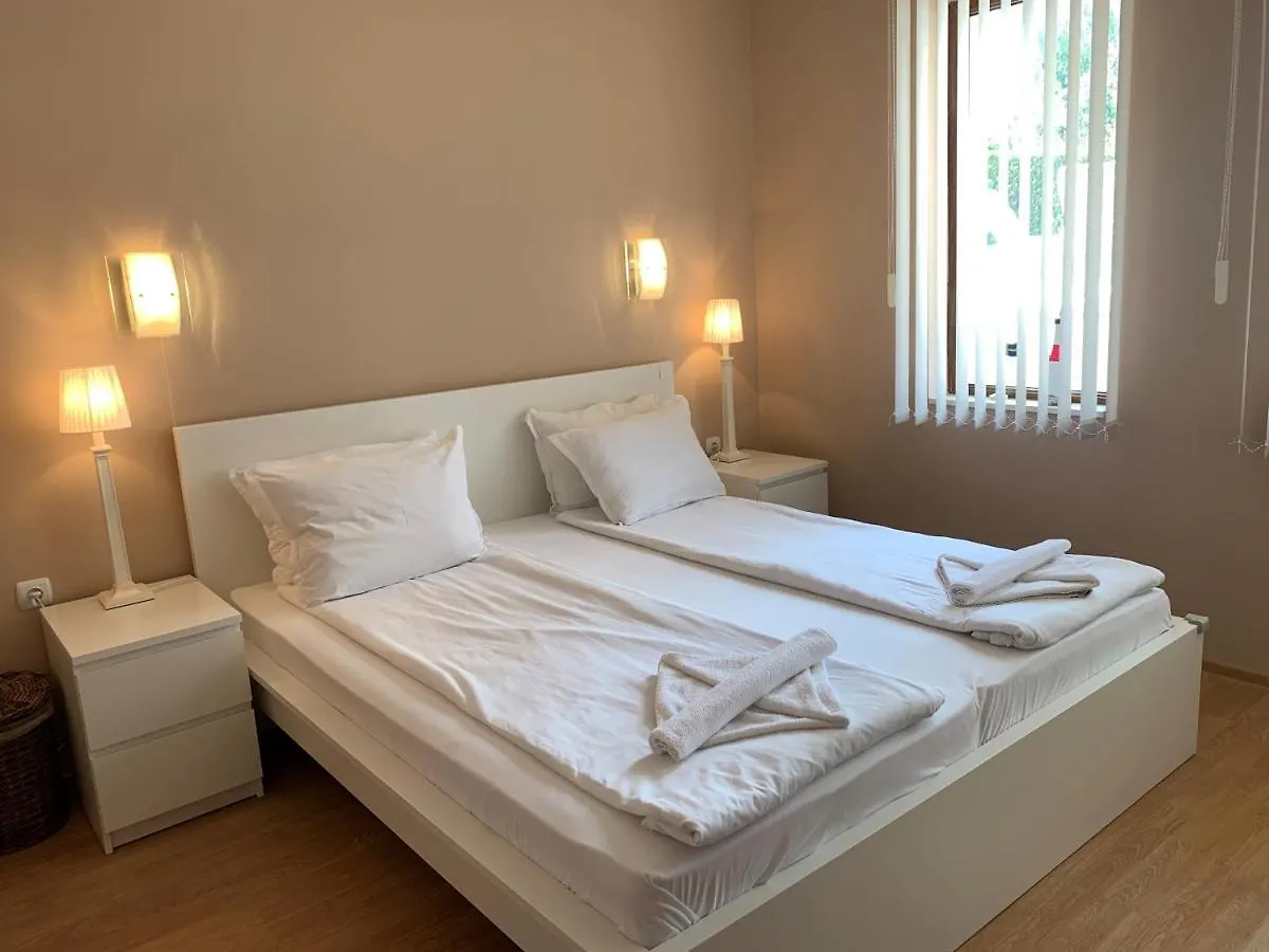 Sunrise Apartments Sozopol 0*,