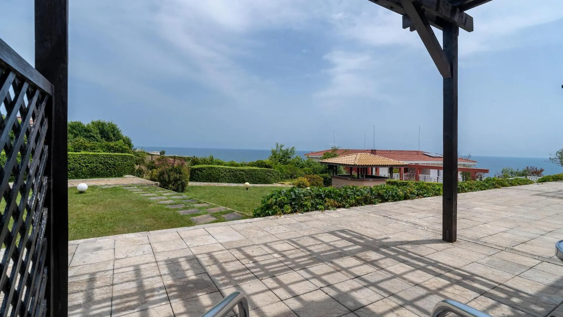 Sunrise Apartments Sozopol