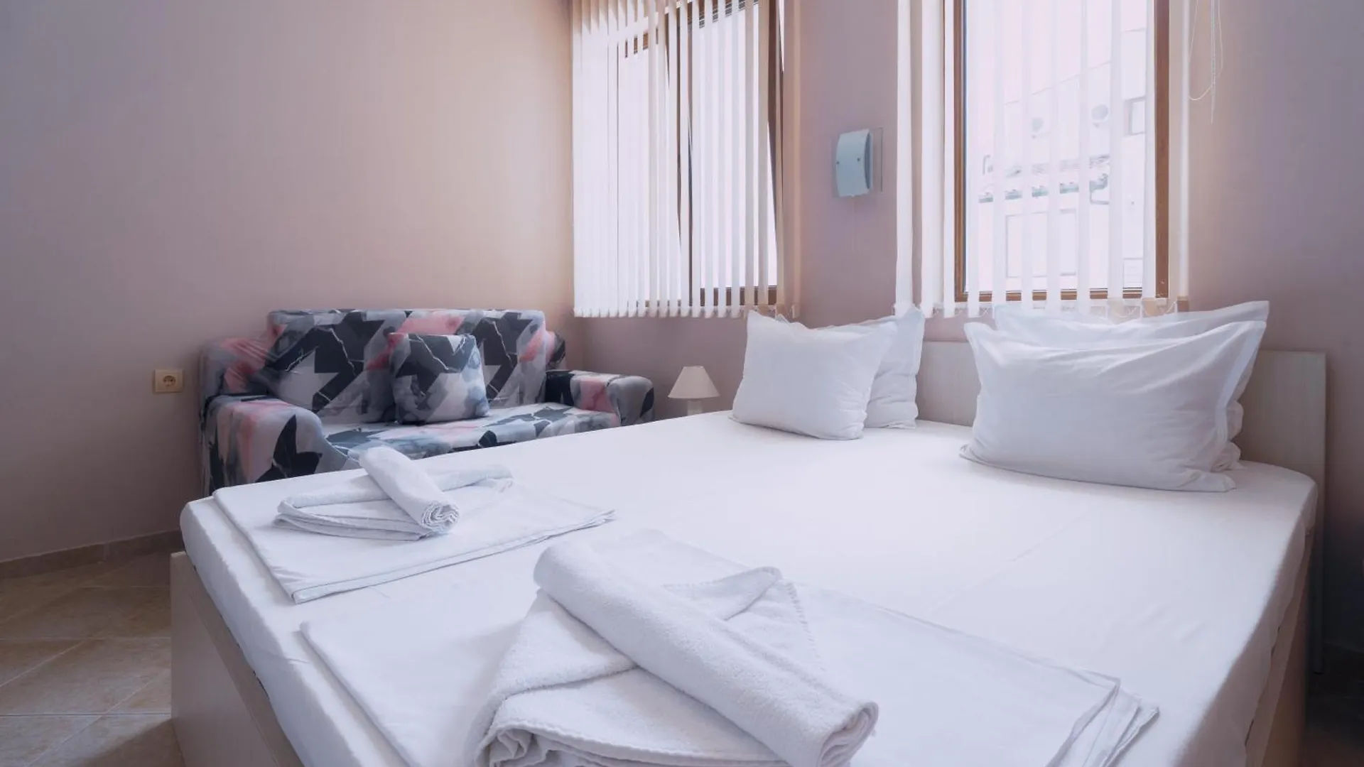 Sunrise Apartments Sozopol 0*,  Bulgaria